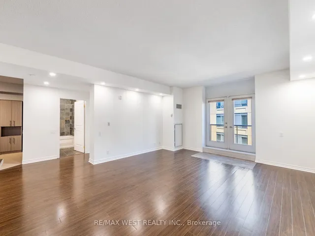 Additional image 17 of 4196 Dundas St Unit PH 609