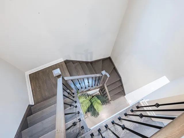 Additional image 25 of 1259 Mcphedran Pt