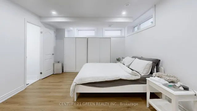 Additional image 40 of 18 Applewood Lane Unit 25