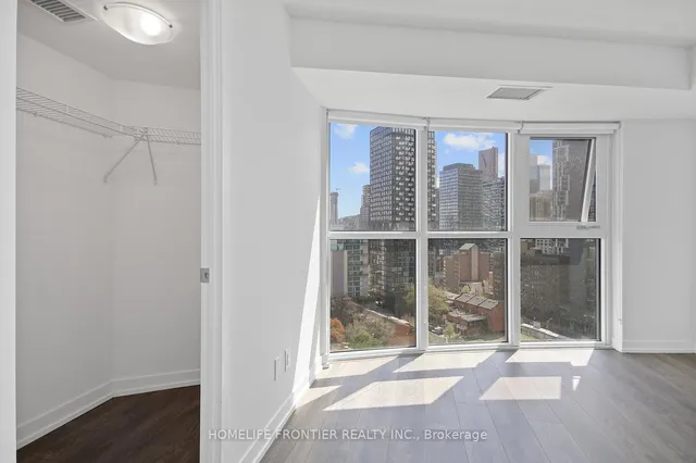 Additional image 13 of 219 Dundas St Unit 1903