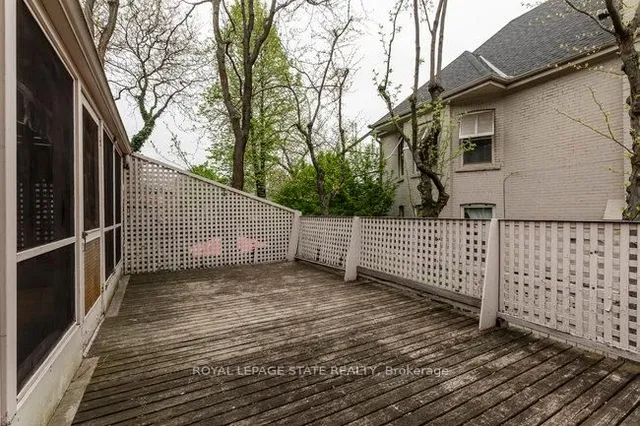 Additional image 45 of 142 Aberdeen Ave