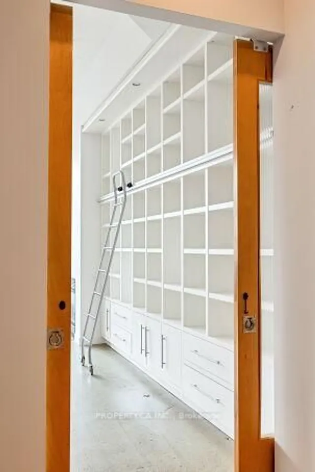 Additional image 9 of 155 Dalhousie St Unit 1017