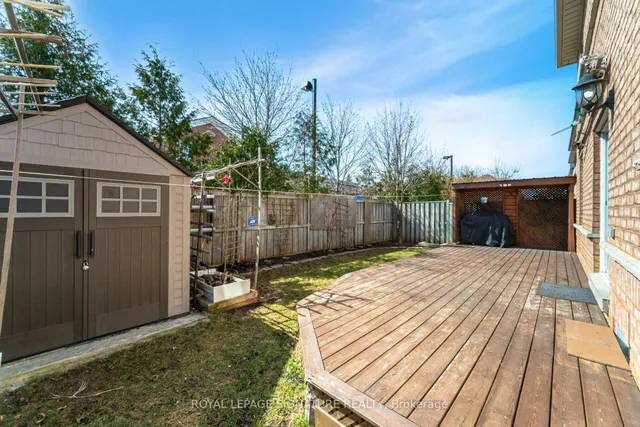 Additional image 42 of 81 Farthingale Cres