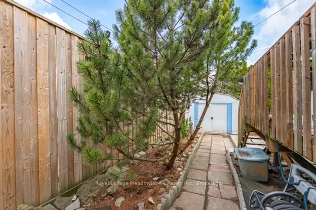 Additional image 29 of 60 Cameron Ave