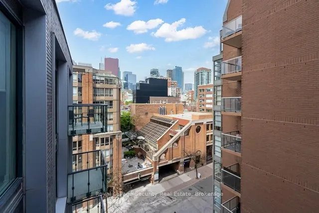 Additional image 28 of 158 Front St Unit 706