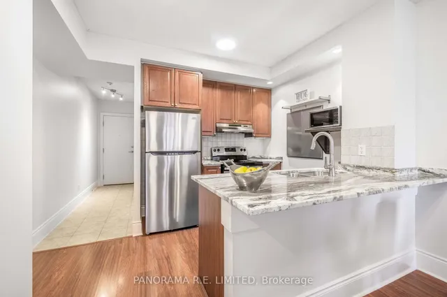 Additional image 8 of 5233 Dundas St Unit 1125