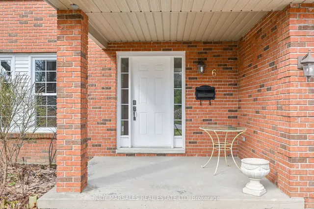 Additional image 3 of 6 Tinder Lane