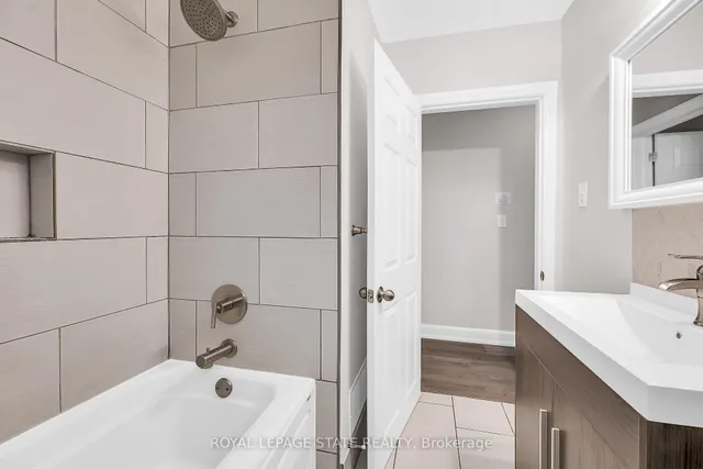 Additional image 19 of 44 West 4th St