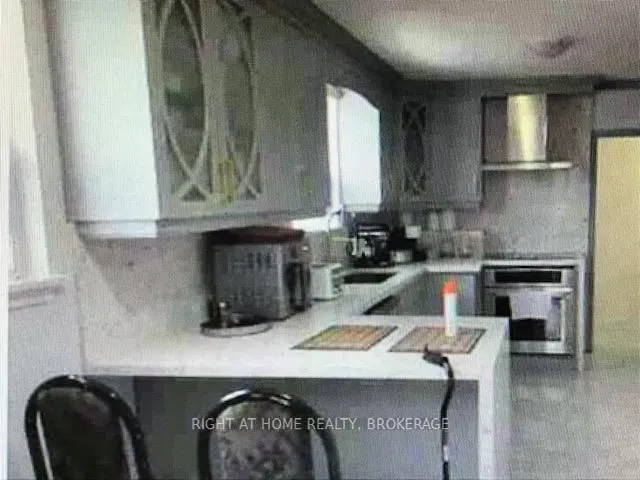 Additional image 5 of 3708 Woodruff Cres