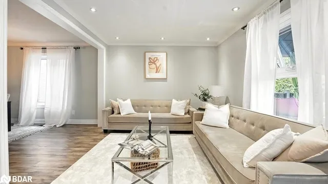 Additional image 6 of 599 Ashprior Ave