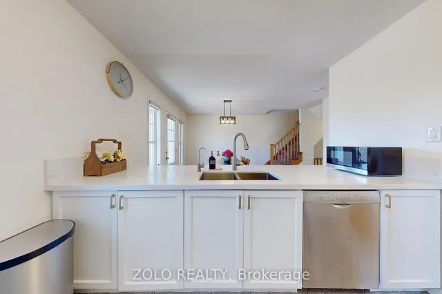 Additional image 14 of 201 Woodley Cres