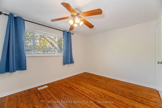 Additional image 31 of 2 Ferndale Cres