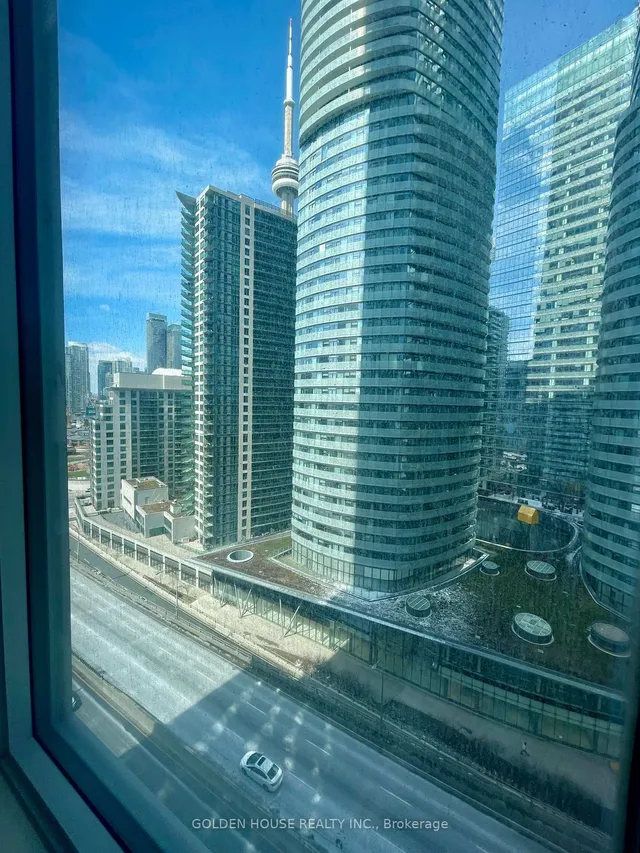 Additional image 19 of 10 York St Unit 1602