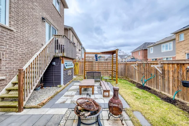 Additional image 49 of 166 Stillwater Cres