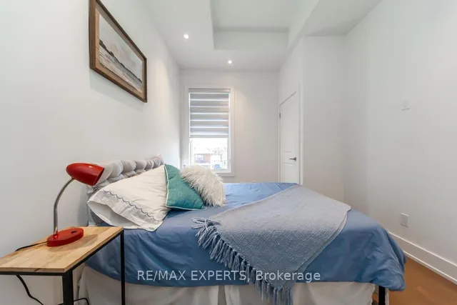 Additional image 33 of 68 Twenty Fourth St