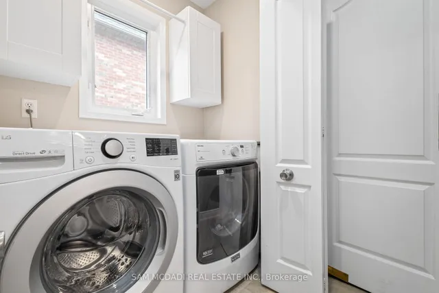 Additional image 20 of 7174 Upton Cres