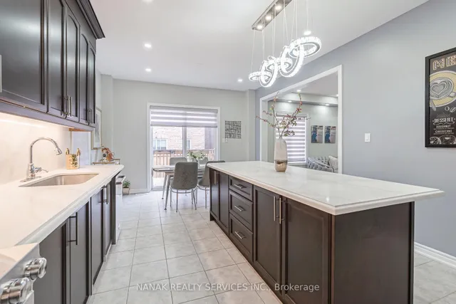 Additional image 13 of 17 Henry Moody Dr