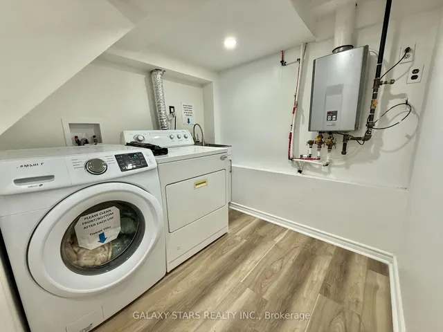 Additional image 22 of 57 Moorecroft Cres