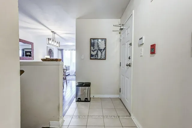 Additional image 11 of 651 Warden Ave Unit D38