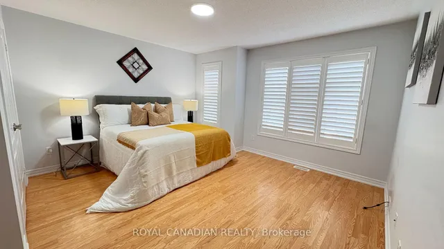 Additional image 25 of 8 Templar St