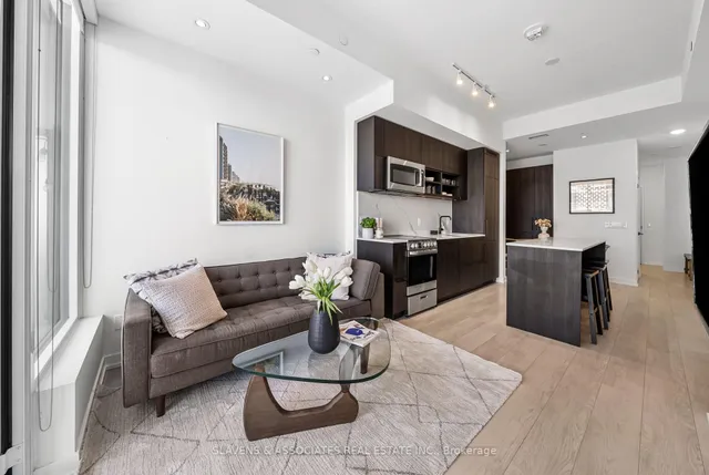 Additional image 11 of 135 East Liberty St Unit 2406