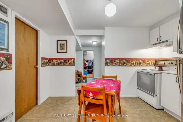 Additional image 33 of 82 Candy Cres