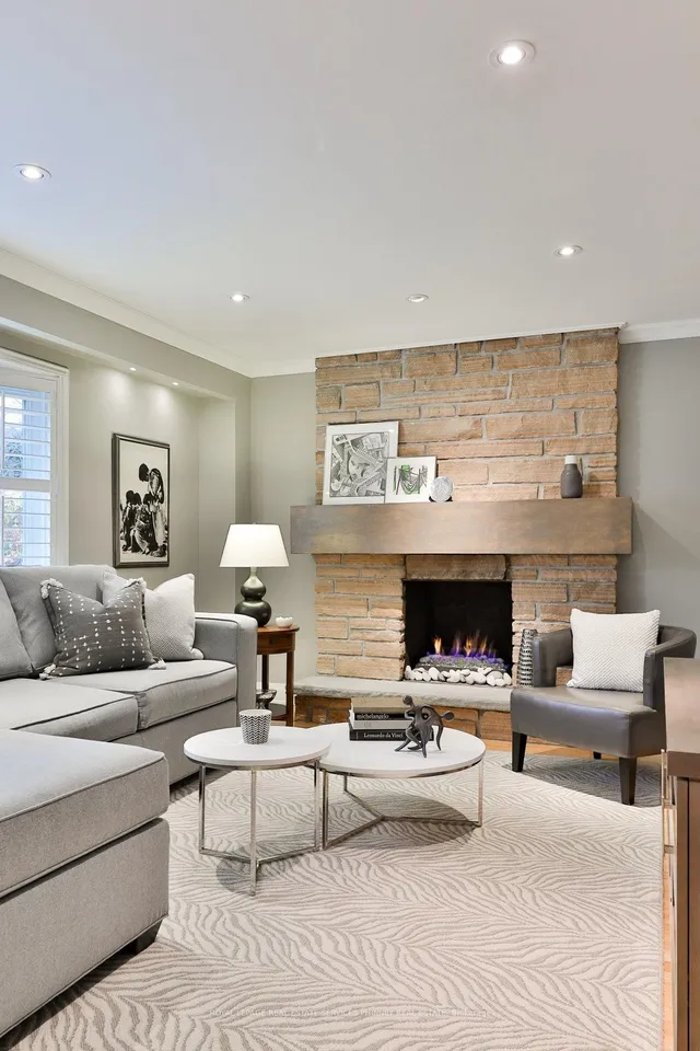 Additional image 13 of 402 Barclay Cres