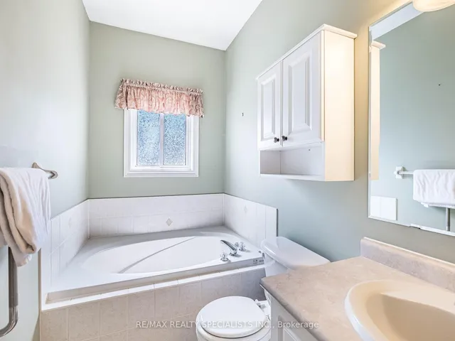 Additional image 22 of 175 Fairhill Ave