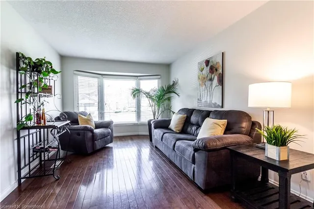 Additional image 5 of 112 Wexford Cres