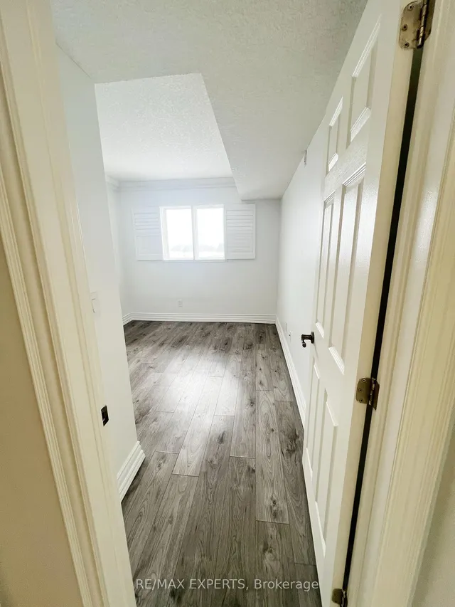 Additional image 17 of 345 Briarmeadow Dr Unit 404