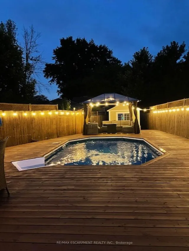 Additional image 38 of 1101 Highland St