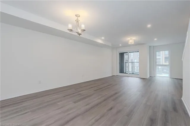 Additional image 7 of 17 Urbane Blvd Unit I073