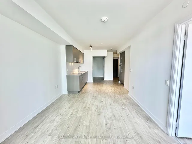 Additional image 24 of 27 Bathurst St Unit 509W