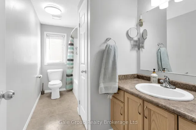 Additional image 23 of 50 Howe Dr Unit 19A