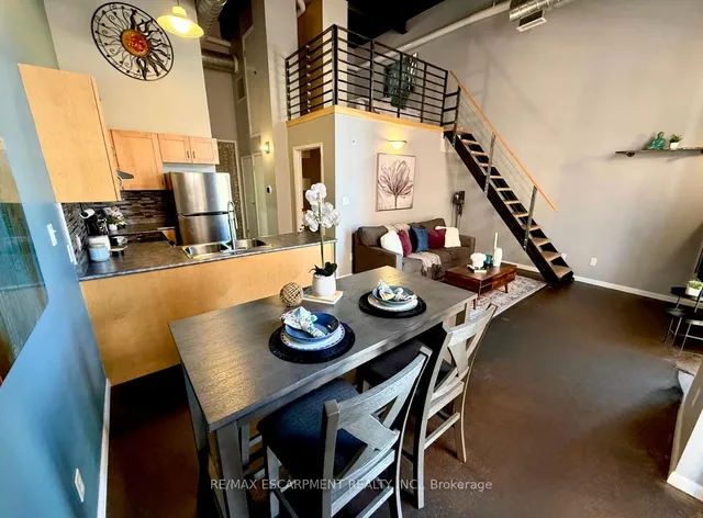 Additional image 9 of 11 Rebecca St Unit 406