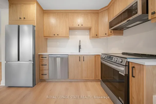 Additional image 8 of 869 Garth St