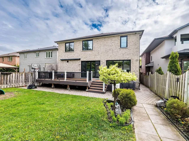 Additional image 35 of 30 Haliburton Ave