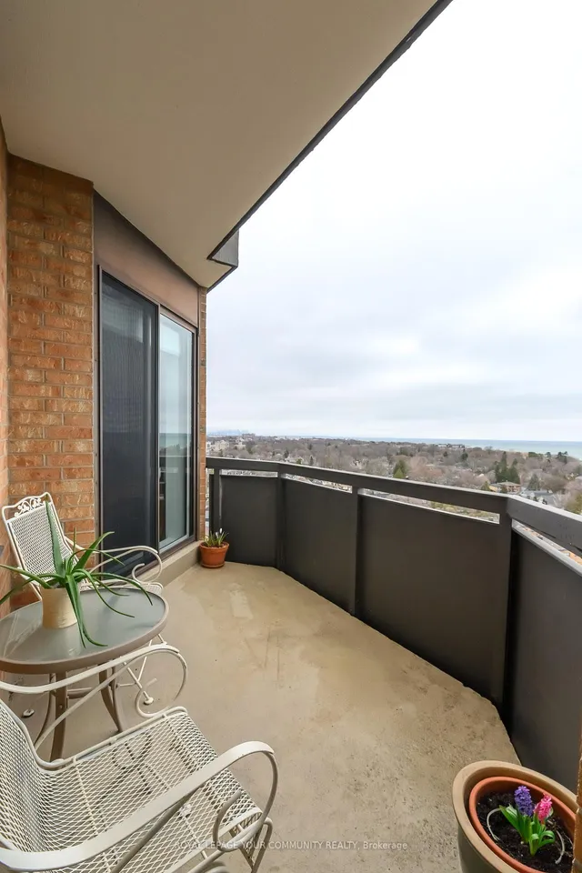 Additional image 11 of 3845 Lake Shore Blvd Unit 1608