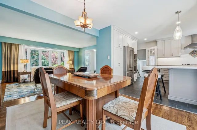 Additional image 12 of 61 Larkspur Cres