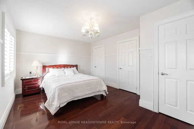 Additional image 33 of 915 Gaslight Way