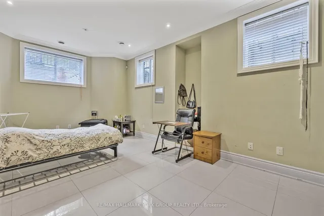 Additional image 39 of 376A Drewry Ave