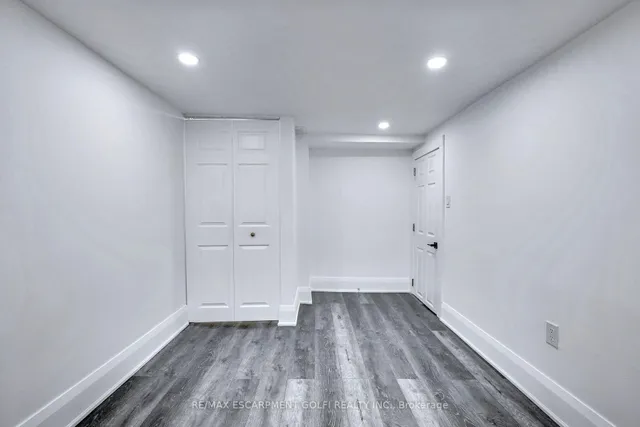 Additional image 30 of 1161 King St