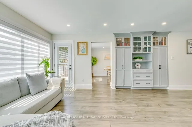 Additional image 13 of 1097 Grandeur Cres