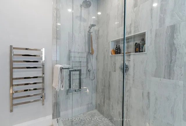 Additional image 22 of 152 Moore Cres