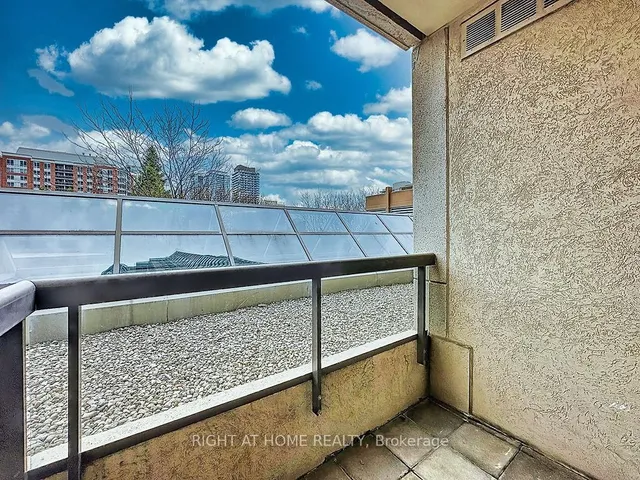 Additional image 32 of 5 Northtown Way Unit 316