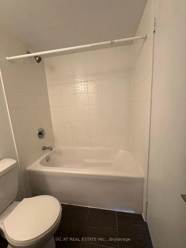 Additional image 3 of 36 Lisgar St Unit LPH05W