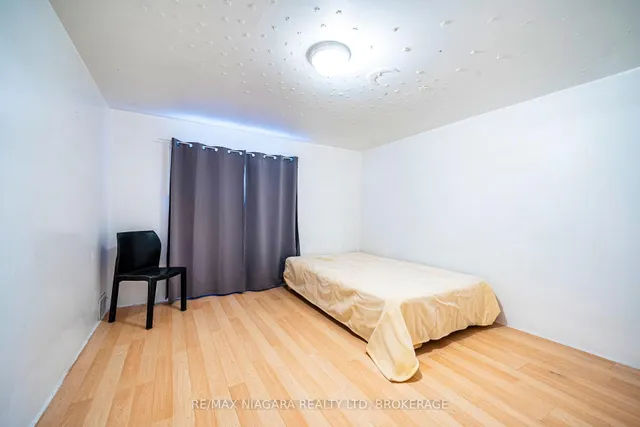 Additional image 35 of 225 West 2nd St