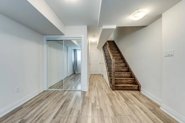 Additional image 45 of 1774A Lawrence Ave