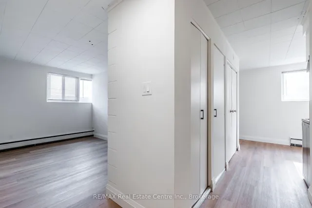 Additional image 11 of 43 6 Ave