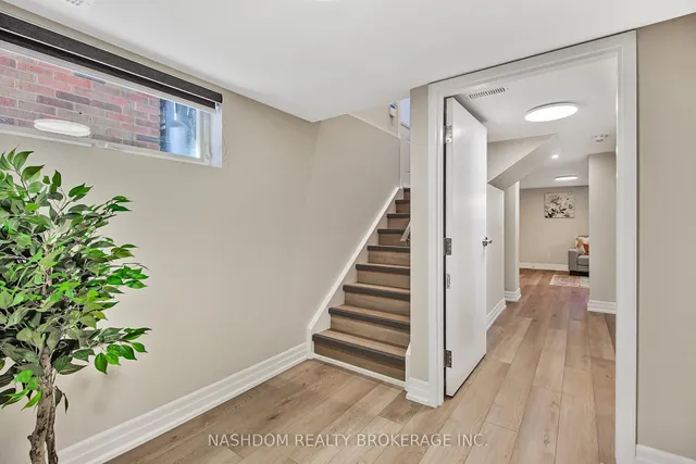 Additional image 22 of 87 Fallingbrook Rd